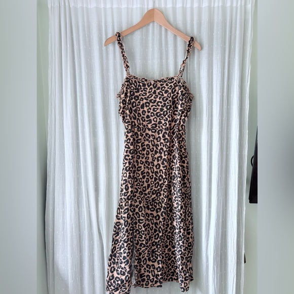 miami Dresses & Skirts - Mi Ami leopard print midi dress